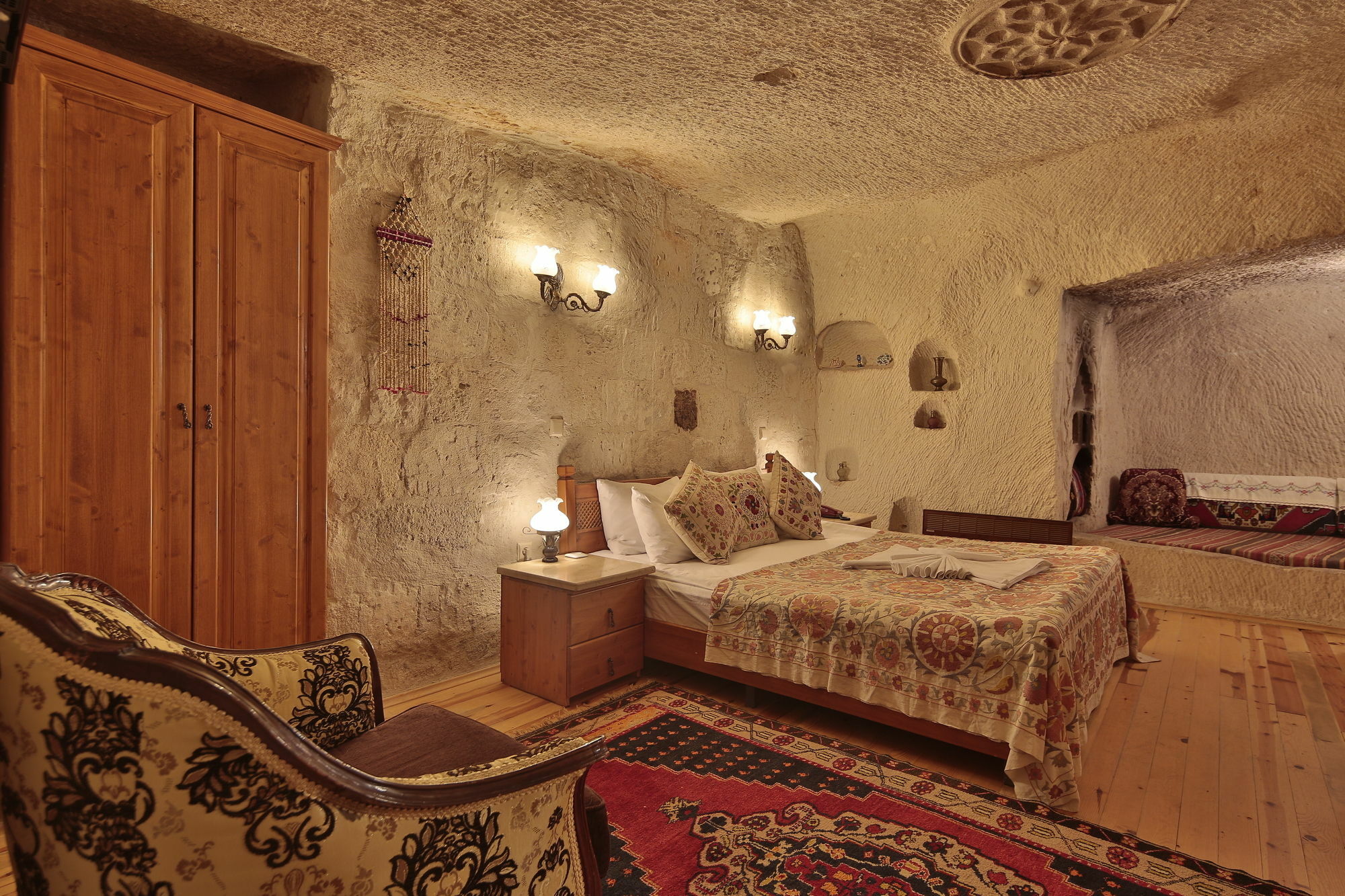 Amber Cave Suites Göreme Esterno foto