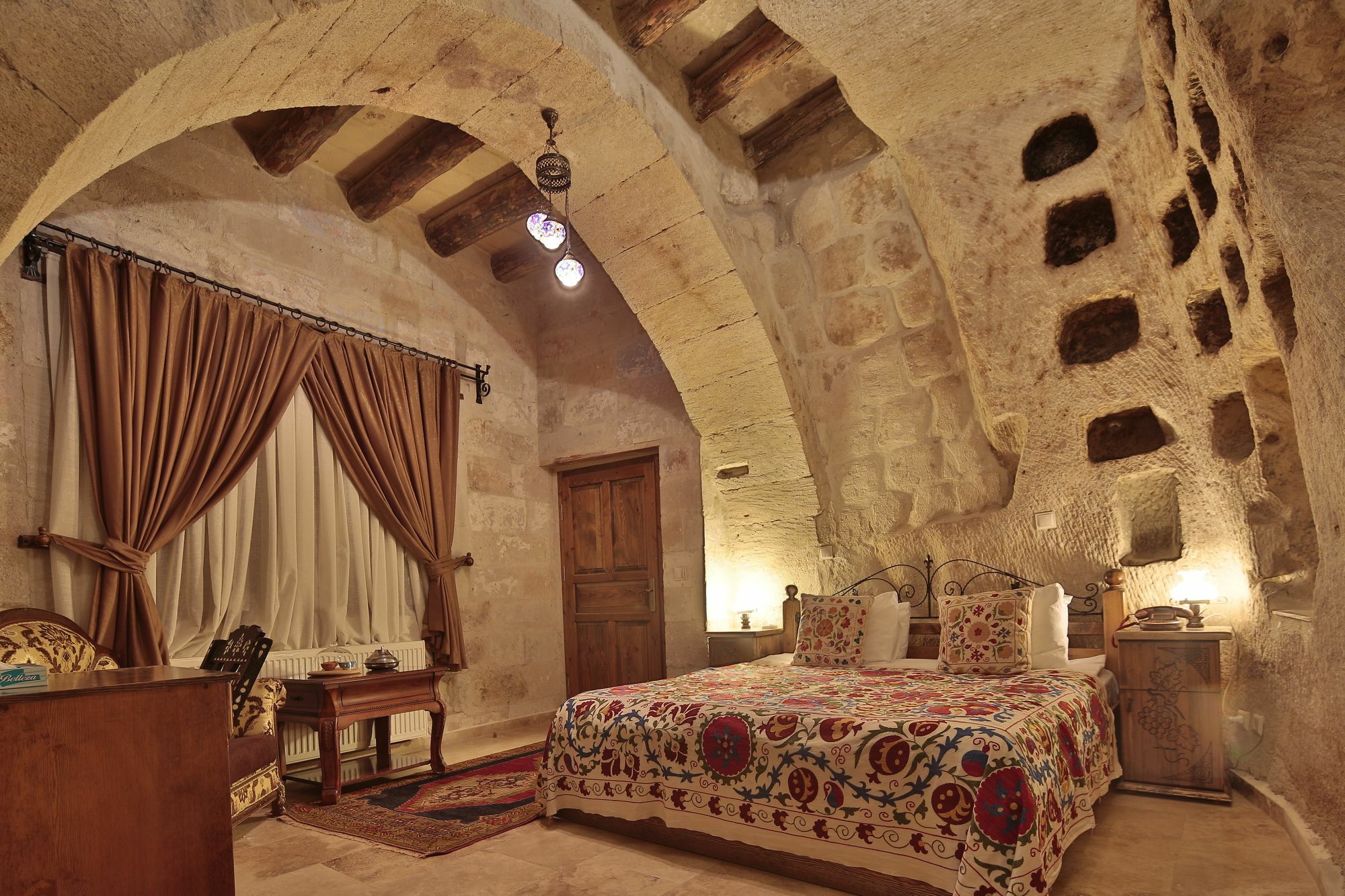 Amber Cave Suites Göreme Esterno foto