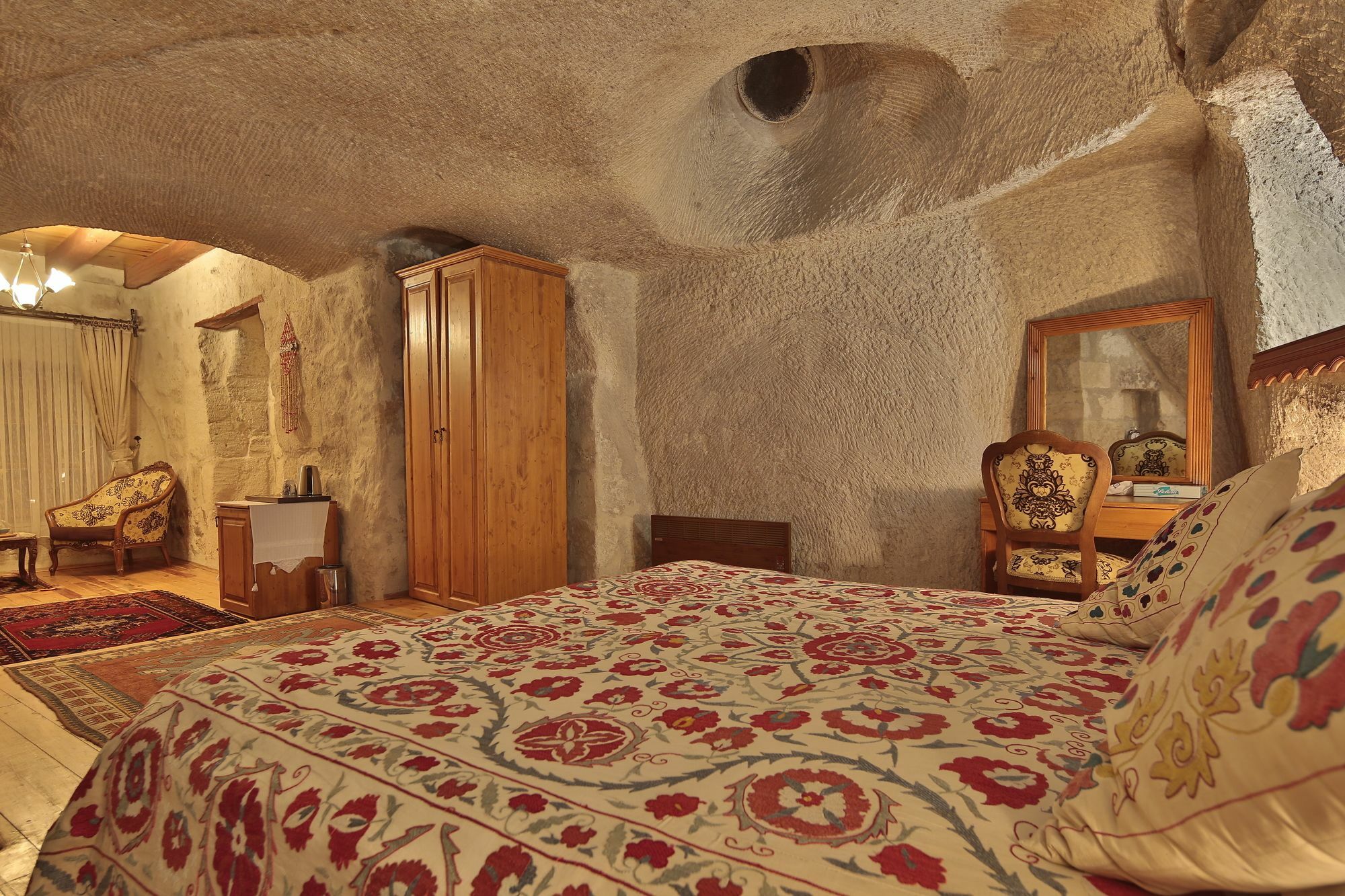 Amber Cave Suites Göreme Esterno foto